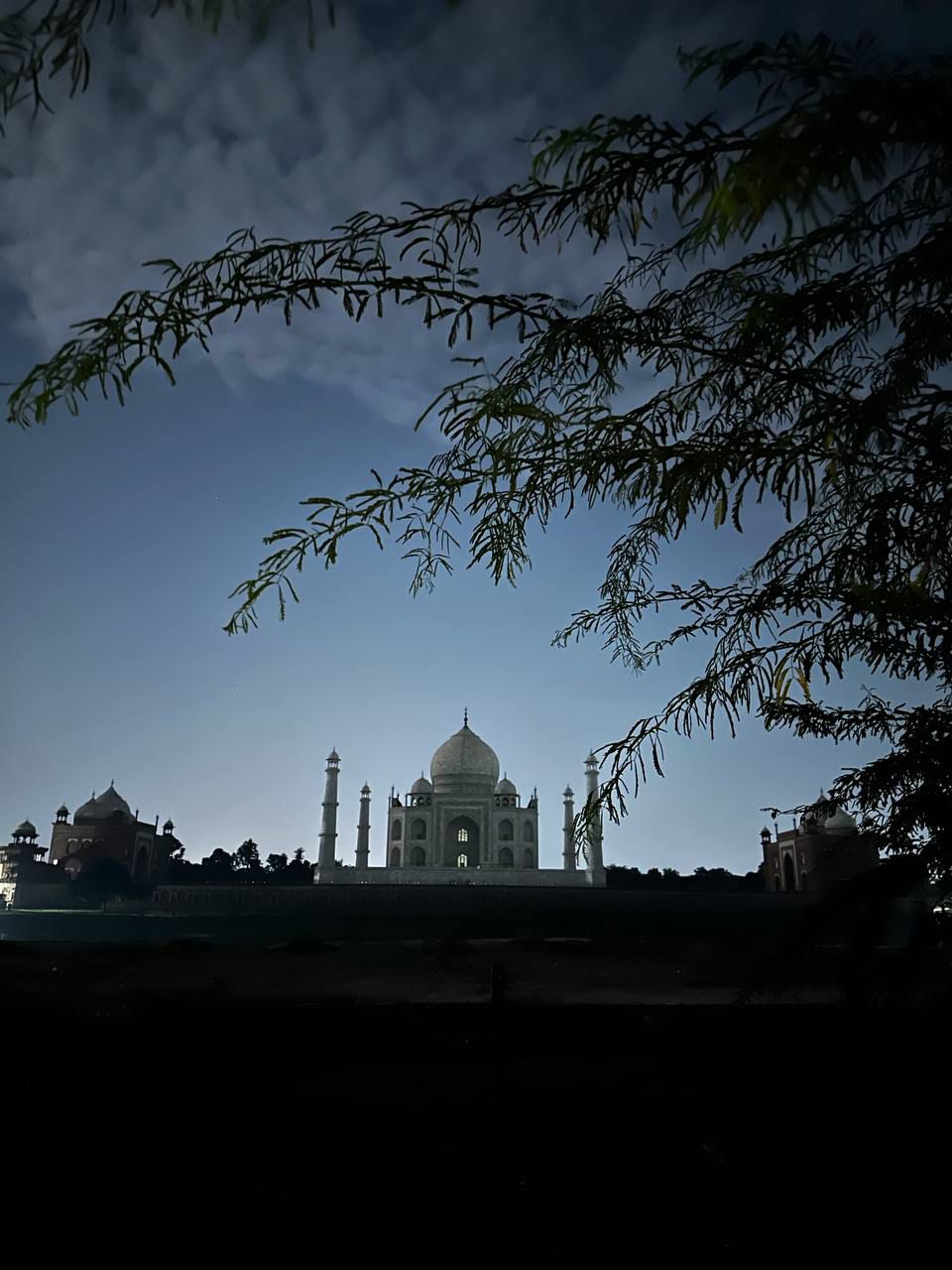 same day taj mahal sunrise view